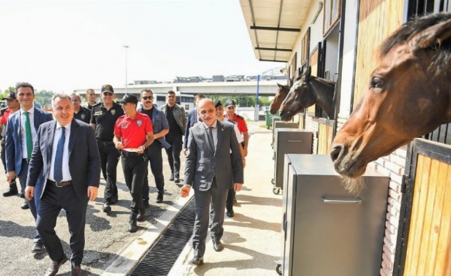 Vali Elban Atlı Polis Birlik Amirliği’ne ziyaret