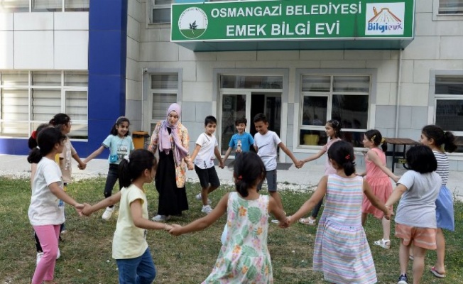 Bursa Osmangazi'de 'Bilgi Evleri'nde dolu dolu eğitim