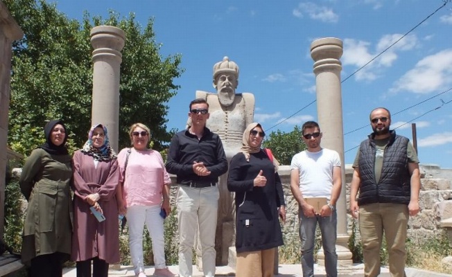 Büyükşehir'in kursiyerleri Kayseri'yi keşfediyor