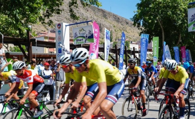 Erciyes Uluslararası Yol Bisiklet Yarışları GP Yahyalı'ya devam etti