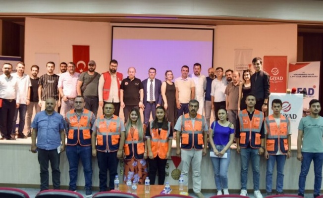 Kahramanmaraş'ta gazetecilere 'deprem ve ilk yardım' bilinci