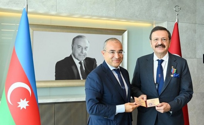 Hisarcıklıoğlu'na Azeri 'Dostluk Nişanı'