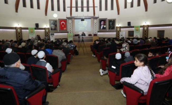 Bursa İnegöl'de 'Beklenen Gençlik' semineri