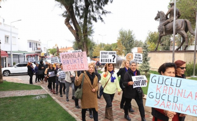 İzmir Güzelbahçe’den 'Hayat Şiddetsiz Güzel' eylemi