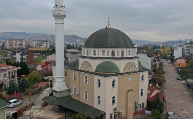 Kocali'de A Takımı'ndan Eyüp Sultan Camii'ne dış bakım
