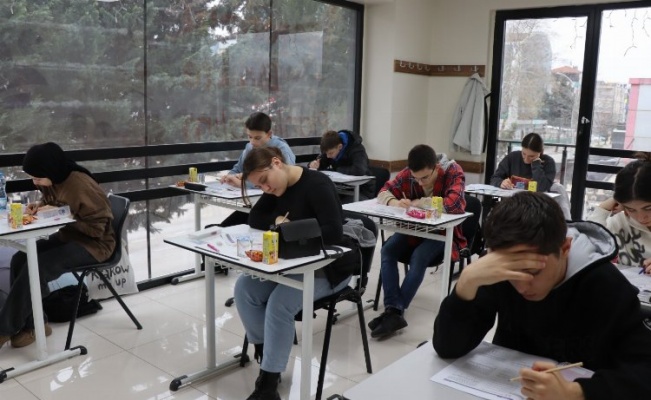 İzmit Çınar Akademi’de kabul sınavı gerçekleşti