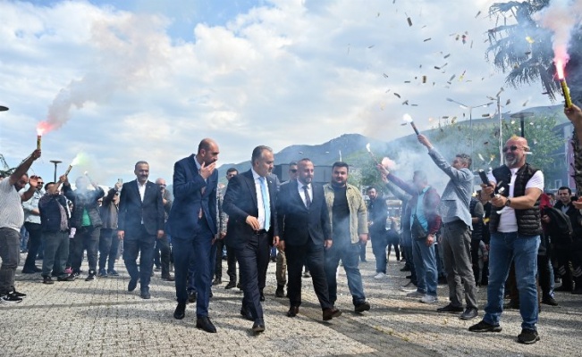 Bursa'da 5 bin 250 personele 'ek' sevinç