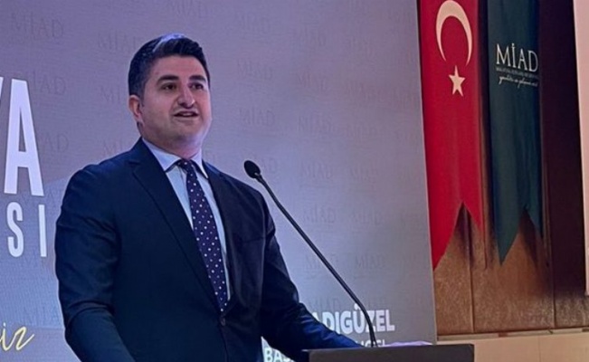 CHP'li Onursal Adıgüzel istifa etti!