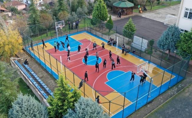 Kocaeli'de 120 okul daha spor sahasına kavuşacak