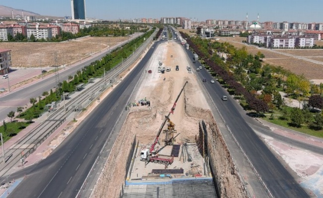 Konya'da köprülü kavşakların maliyeti 1 milyar TL
