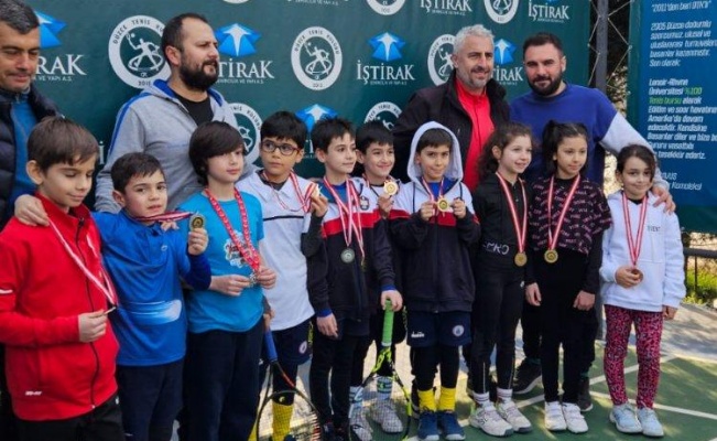 Osmangazi Belediyespor'dan 2 yeni şampiyonluk