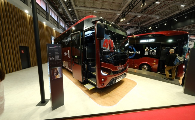 Anadolu Isuzu, yenilikçi ve çevreci araçlarıyla Busworld Türkiye Fuarı'ndaydı