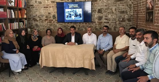  Diyarbakır'daki annelerin oturma eylemine Kocaeli'den destek