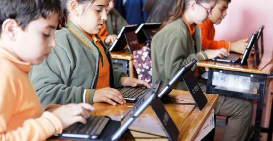 Öğrencilere 27 bin 180 tablet bilgisayar verilecek