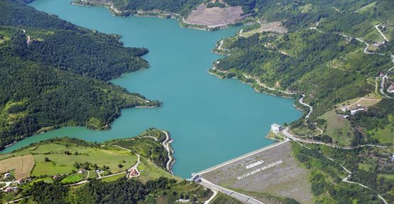  Sapanca Gölü'nden Yuvacık Barajı'na su takviyesi yapıldı