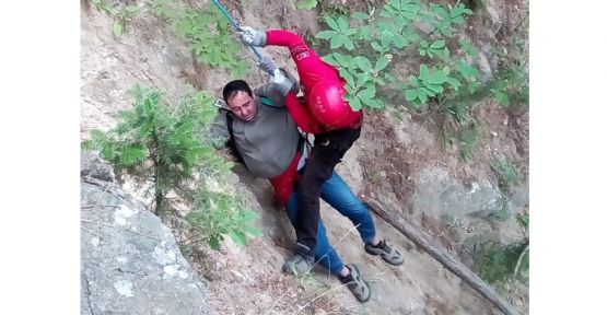 Tansiyonu yükselince dağda mahsur kalan kişi kurtarıldı