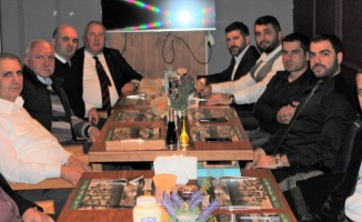 AK Parti Söğütlü İlçe Teşkilatı'ndan değerlendirme toplantısı