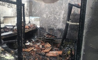 Babaeski'de yangın sonucu bir ev kullanılamaz hale geldi