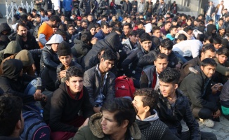 Edirne'de 782 düzensiz göçmen yakalandı