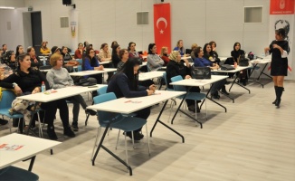 Kadınlara, 'Kadın Sağlığı Bilgilendirme Toplantısı' düzenlendi.