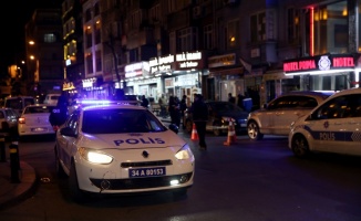 Fatih'te sürücü tartıştığı otopark görevlisini silahla yaraladı