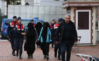 GÜNCELLEME - DEAŞ operasyonunda gözaltına alınan 4 kadın serbest bırakıldı