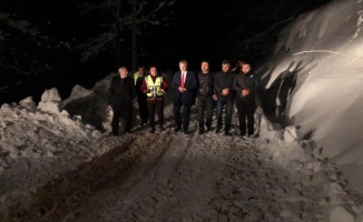 Hendek Belediye Başkanı Babaoğlu, karla mücadele çalışmalarını inceledi