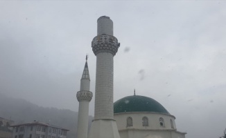 Marmara Adası'nda minarenin külahı fırtına nedeniyle yıkıldı