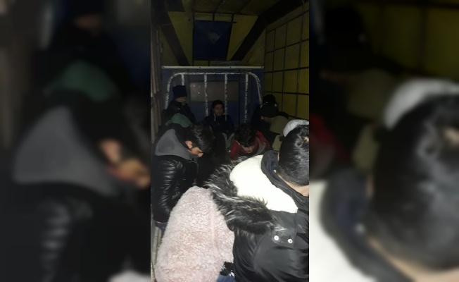 Tekirdağ'da 15 düzensiz göçmen yakalandı