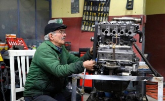 Tekirdağlı tamircinin yakıt tasarrufu için tasarladığı motoru yetkililer inceledi