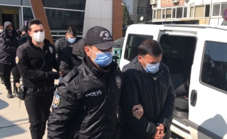 Kocaeli merkezli 9 ilde “konteyner dolandırıcılığı“ iddiasıyla yakalanan 40 şüpheliden 7'si tutuklandı