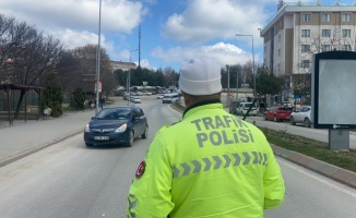 Edirne'de 108 sürücüye 37 bin 212 lira ceza yazıldı