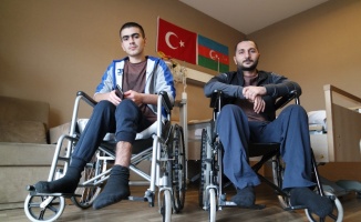 Ermeni saldırılarında yaralanan Azerbaycanlı iki gazi ayağa kalkabilmek için Bursa'da tedavi görüyor