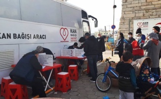 Gelibolu'da Türk Kızılayın kampanyasında 158 ünite kan bağışı yapıldı