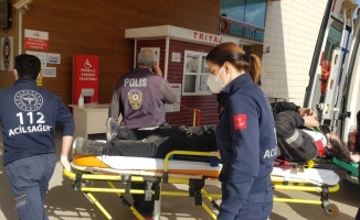 İnegöl'de devrilen motosikletin sürücüsü yaralandı