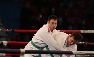 Kick Boks şampiyonları Kocaeli'de buluştu