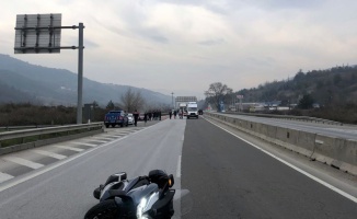 Sakarya'da bariyere çarpan motosikletin sürücüsü öldü