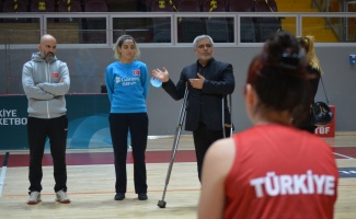 Tekerlekli Sandalye Kadın Milli Basketbol Takımı, Yalova'da kampa girdi