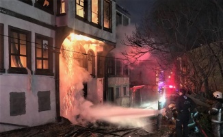 Bursa'da kullanılmayan binada çıkan yangın söndürüldü