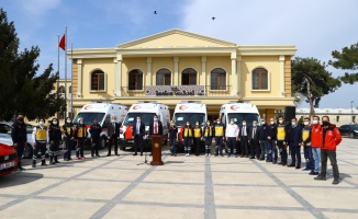 Edirne'de 4'ü ambulans 19 yeni araç ekiplerin hizmetine sunuldu