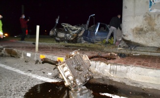 Edirne’de otomobil köprü ayağına çarptı: 1 ölü, 2 yaralı