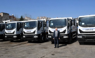 İzmir Karabağlar Belediyesi temizlik araç filosuna güç kattı