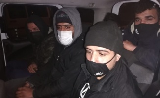 Kırklareli'nde göçmen kaçakçılığı iddiasıyla gözaltına alınan 4 şüpheliden 3'ü tutuklandı