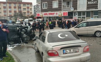 Kocaeli'de iki araca çarpıp etrafa ateş açan sürücü gözaltına alındı
