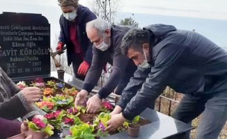Rize Fındıklı'da şehit mezarları çiçeklendirildi