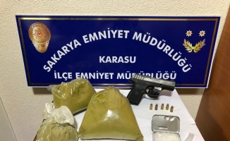 Sakarya'da uyuşturucu operasyonunda gözaltına alınan 2 şüpheli tutuklandı