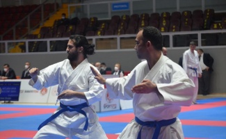 Türkiye Kulüplerarası Takım Karate Şampiyonası son gün müsabakalarıyla tamamlandı