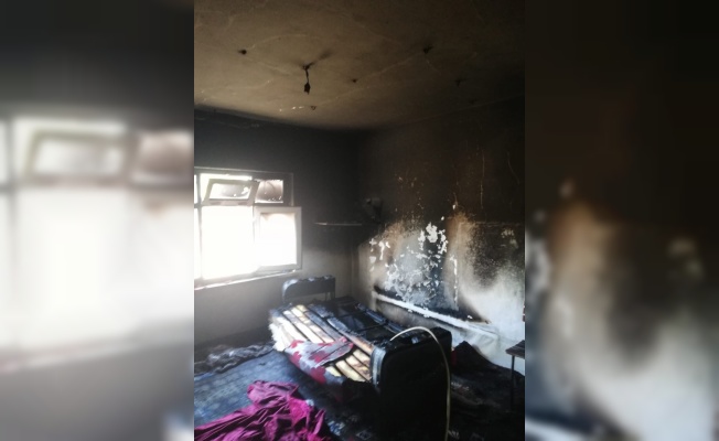 Balıkesir'de evinde yangın çıkan kişi yaşamını yitirdi