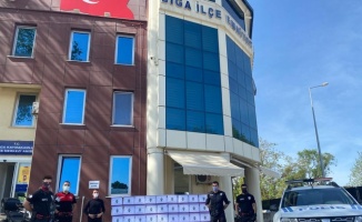 Biga'da polislerden ihtiyaç sahiplerine ramazan yardımı