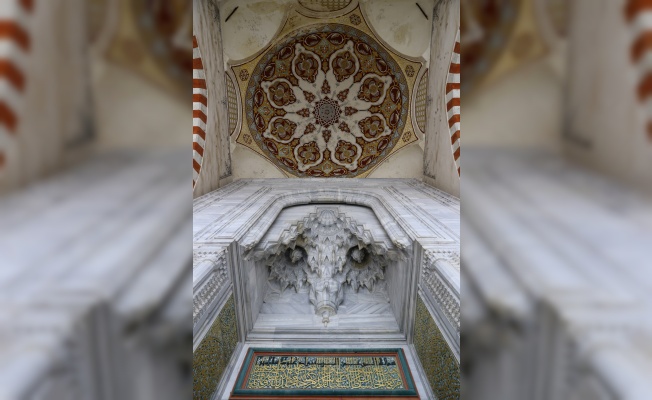 RAHMET VE BEREKET AYI RAMAZAN - Kapıları ve minareleriyle Osmanlı mimarisinin özgün eseri: Üç Şerefeli Cami
